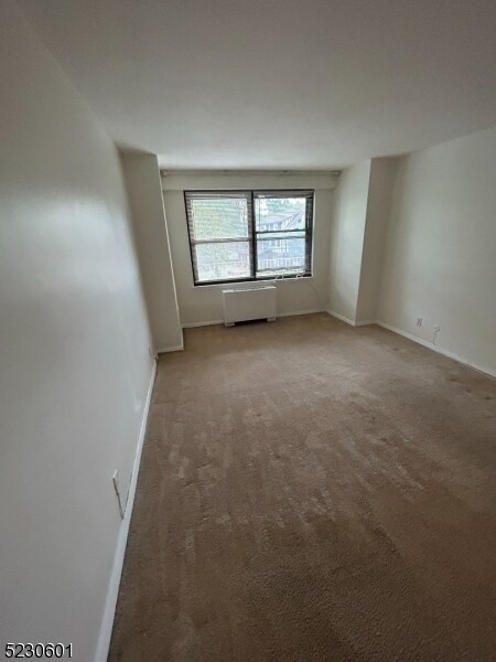 Building Photo - 285 Aycrigg Ave