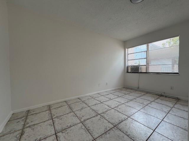 Building Photo - 2609 N 40th Ave