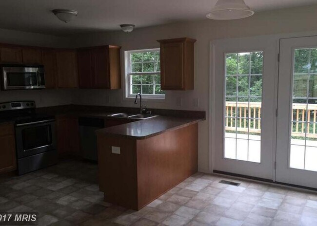 Building Photo - 160 Tabasco Ln