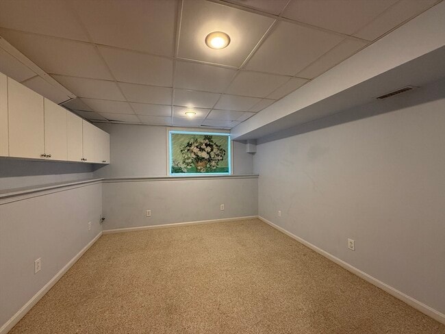 Building Photo - 227 Captain Eames Cir