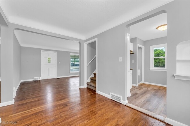 Building Photo - 22750 Tracy Ave