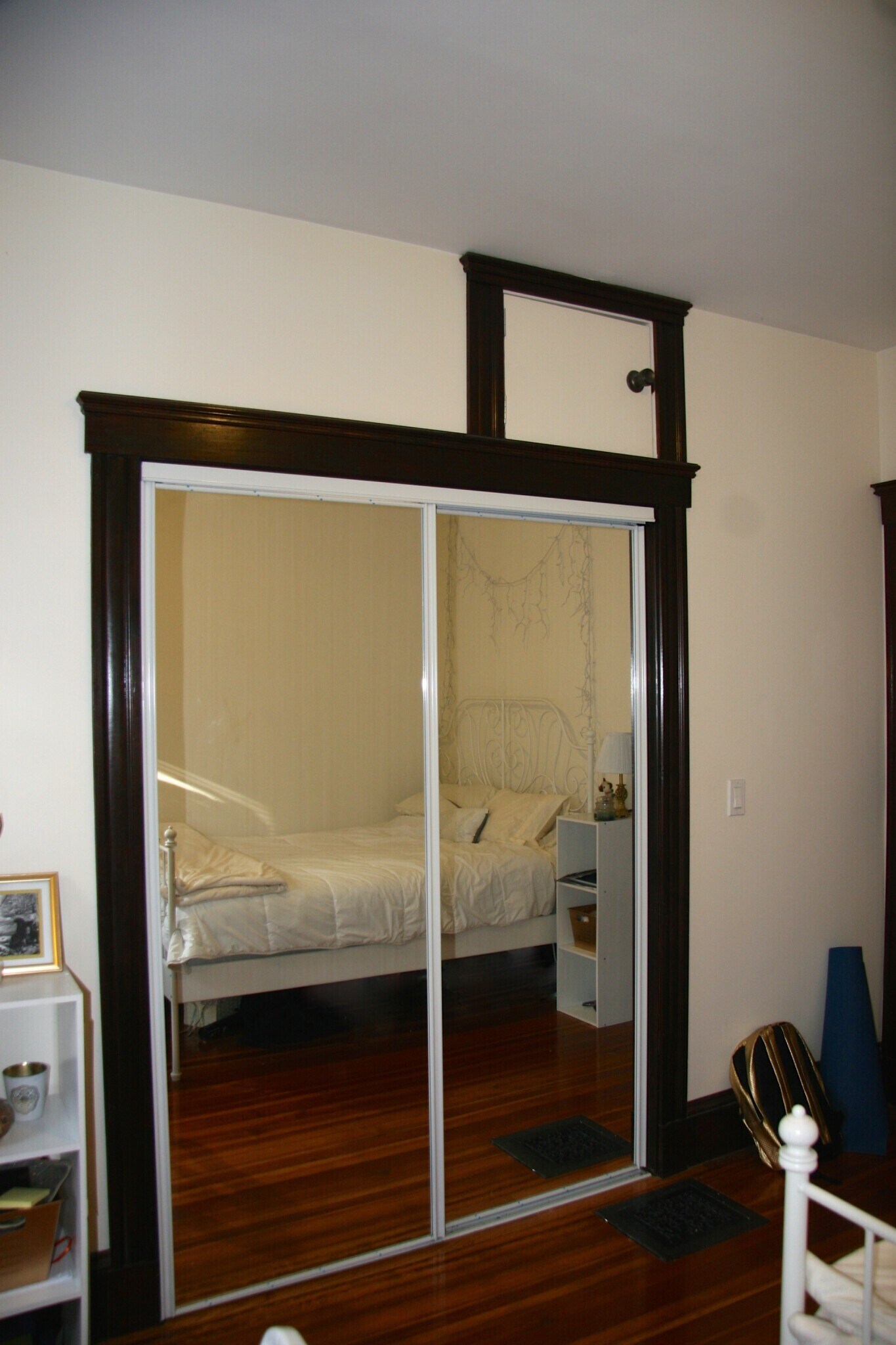 Building Photo - 54 Hobson St