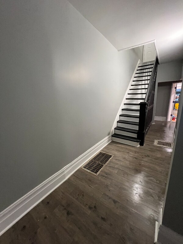 Building Photo - 3537 Fleming Ave