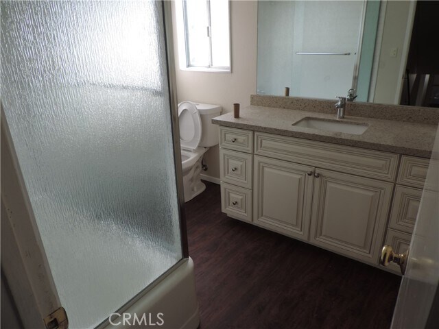 Building Photo - 1451 N Shaffer St