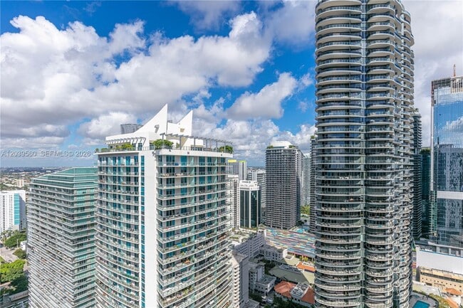 Building Photo - 1080 Brickell Ave