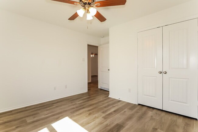 Building Photo - 25523 Pitchfork Ranch Pl