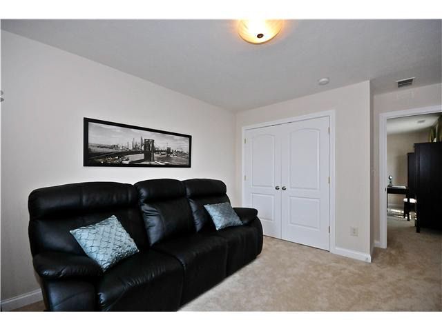 Building Photo - 4041 Bullfinch Way