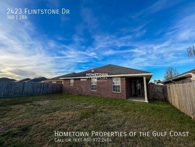 Building Photo - 2423 Flintstone Dr