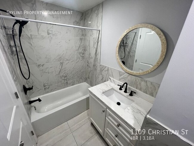 Building Photo - 1109 Christian St