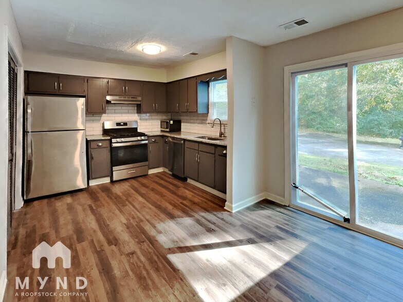 Building Photo - 3510 Hopkins Ct