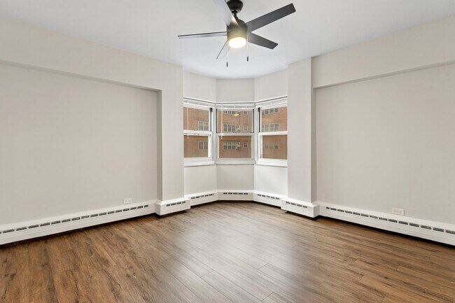 Building Photo - 4980 N Marine Dr