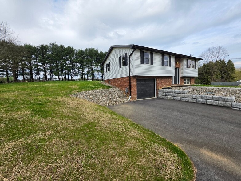 Building Photo - 111 Robinson Run Rd