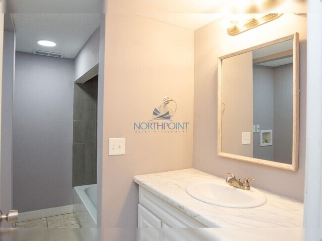 Building Photo - 2BR/1.5BA | Newly Renovated House Duplex | Private Backyard |  In International Peace Garden!