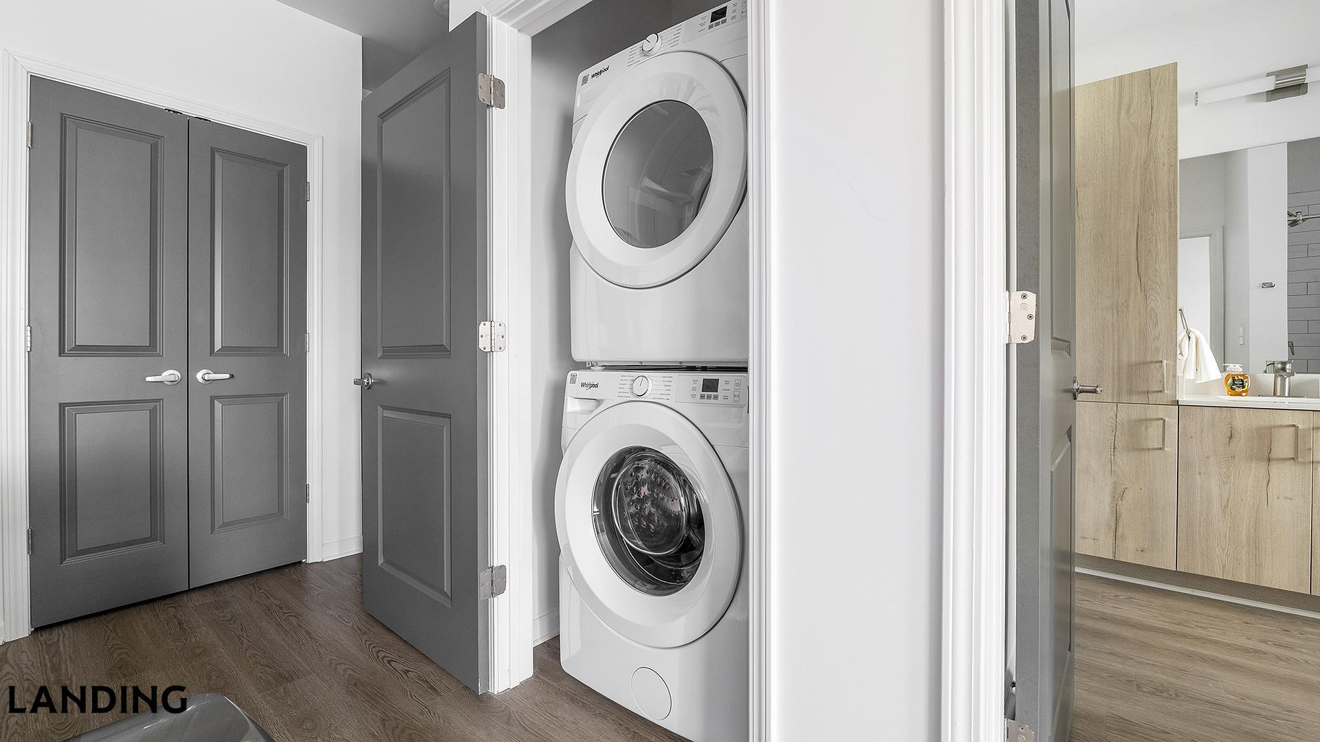 Building Photo - 2800 Milan Ct