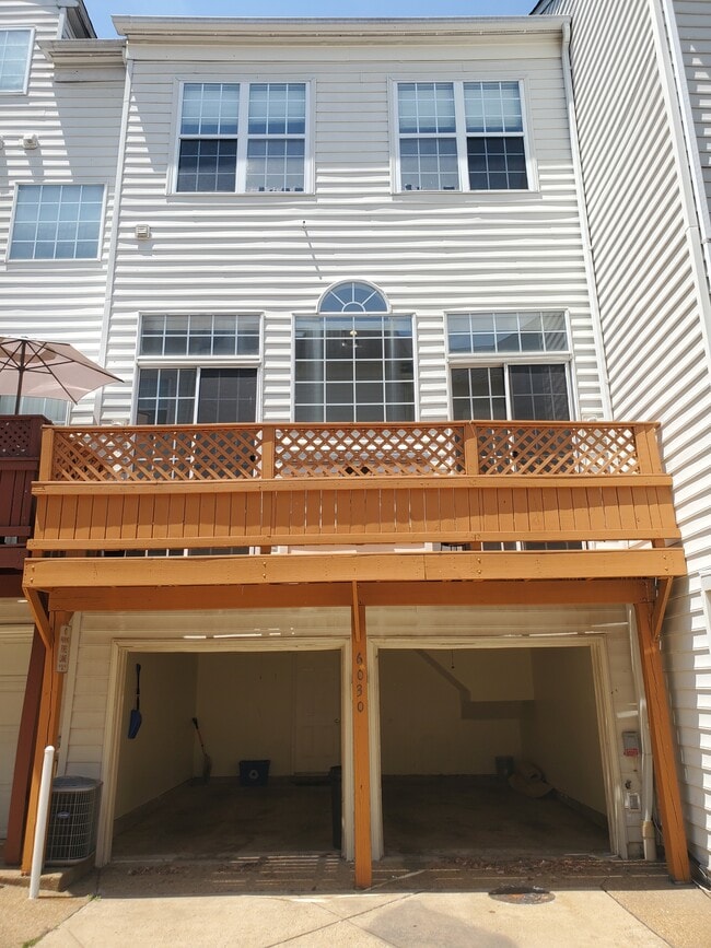 Building Photo - 6030 Lincolnia Rd