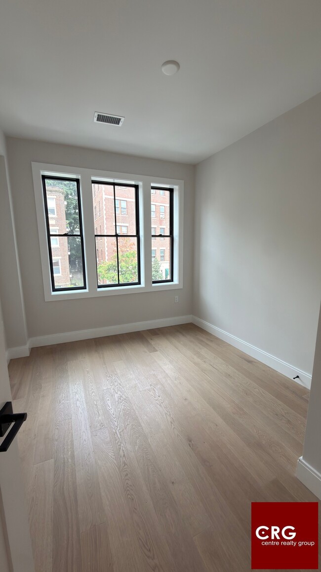 Building Photo - 34 Orkney Rd
