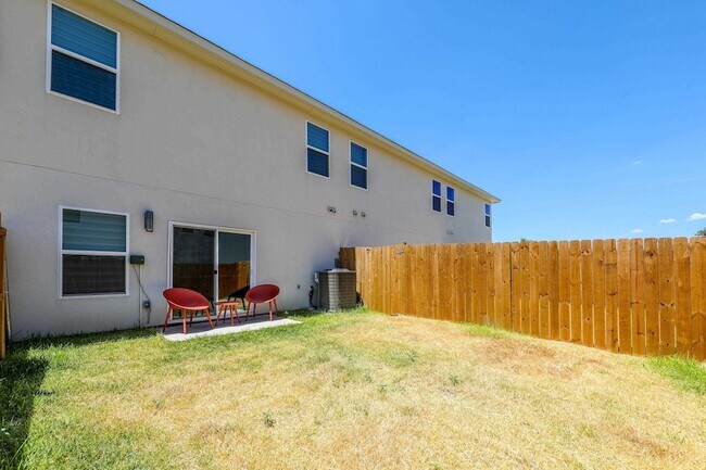 Building Photo - 9921 Borna Dr