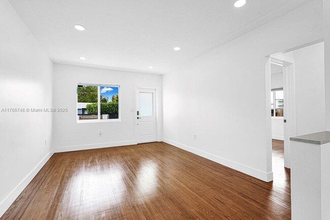 Building Photo - 234 NW 45th St