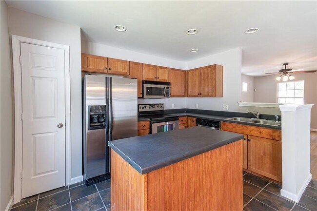 Building Photo - 5795 Mountain Top Pl