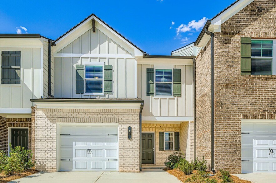 Building Photo - 81 Basswood Ln