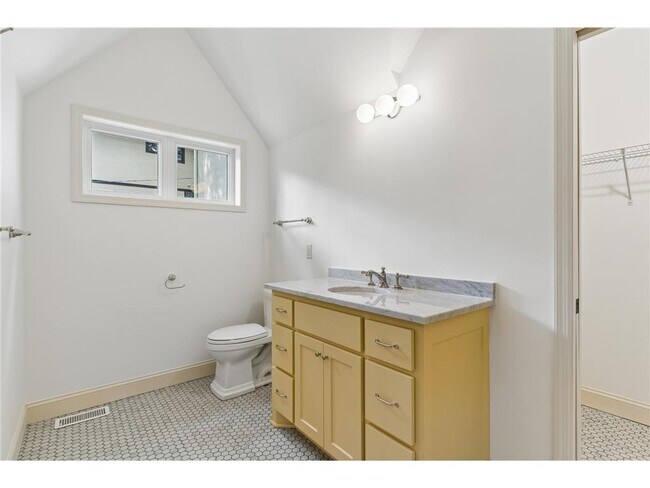 Building Photo - 3711 Colgate Ave
