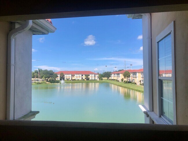 Building Photo - 2/2 with beautiful water views available n...