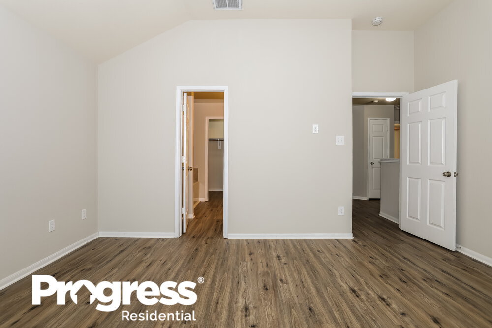 Building Photo - 16738 N Gull Dr