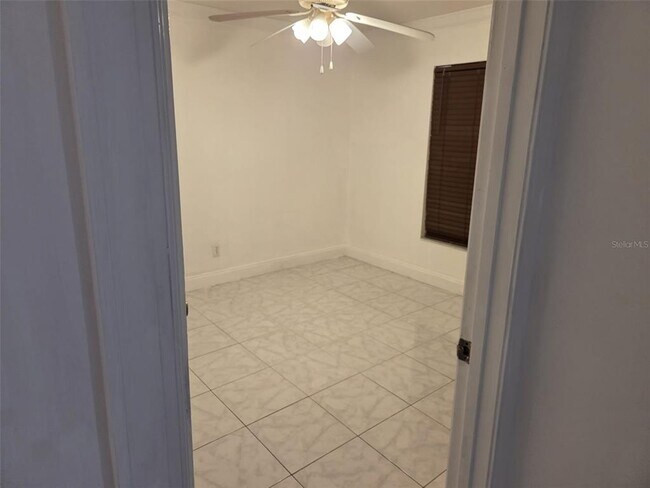 Building Photo - 1761 SW Monterrey Ln