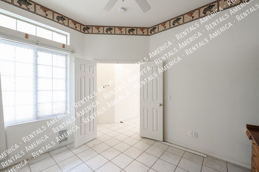 Building Photo - 6730 E Hermosa Vista Dr