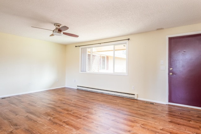 Building Photo - 607 N 16th St