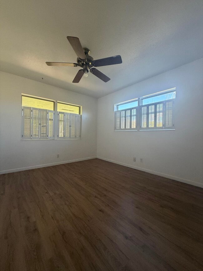 Building Photo - 64 Norwich C