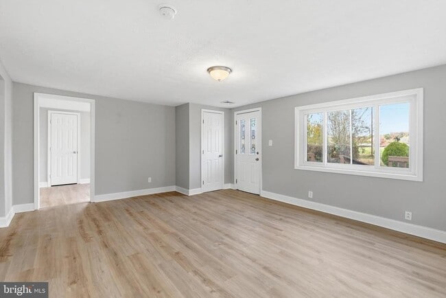 Building Photo - 48925 Chisleytown Rd