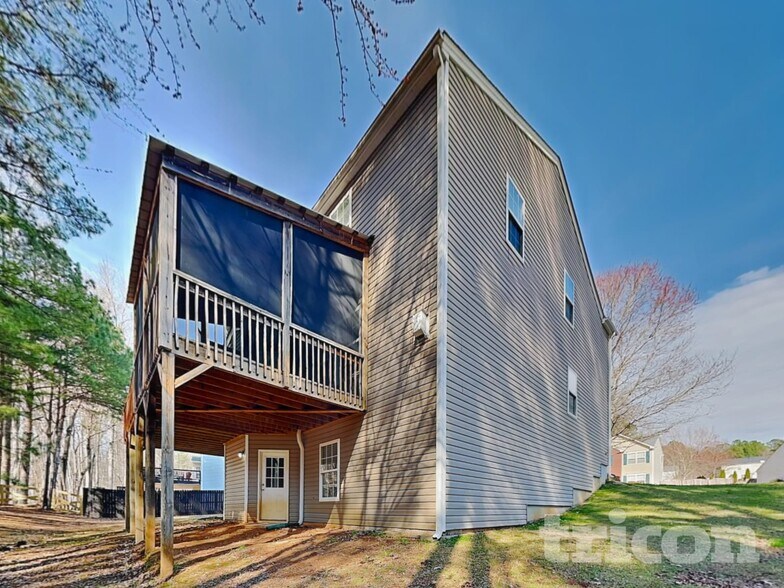 Building Photo - 3243 Deer Valley Dr NW