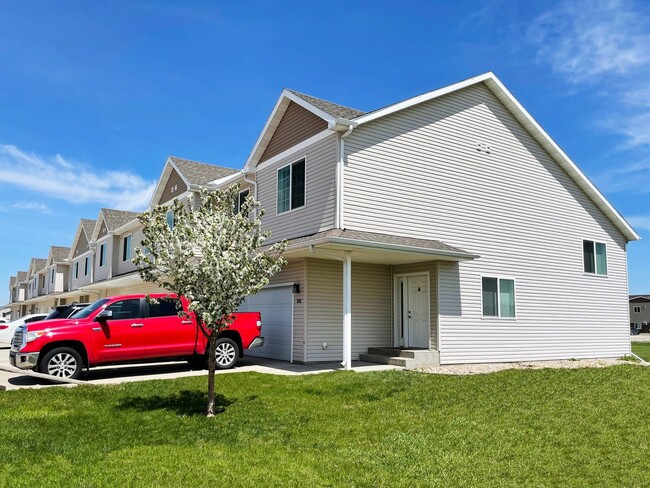 Primary Photo - Woodside Townhomes