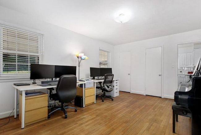 Building Photo - 5612 Massachusetts Ave