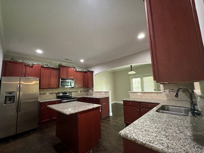 Building Photo - 4BED / 2.5BATH BEAUTIFUL HOME IN ANDERSON CREEK!