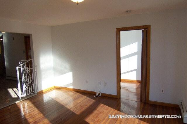 Building Photo - 172 Webster St
