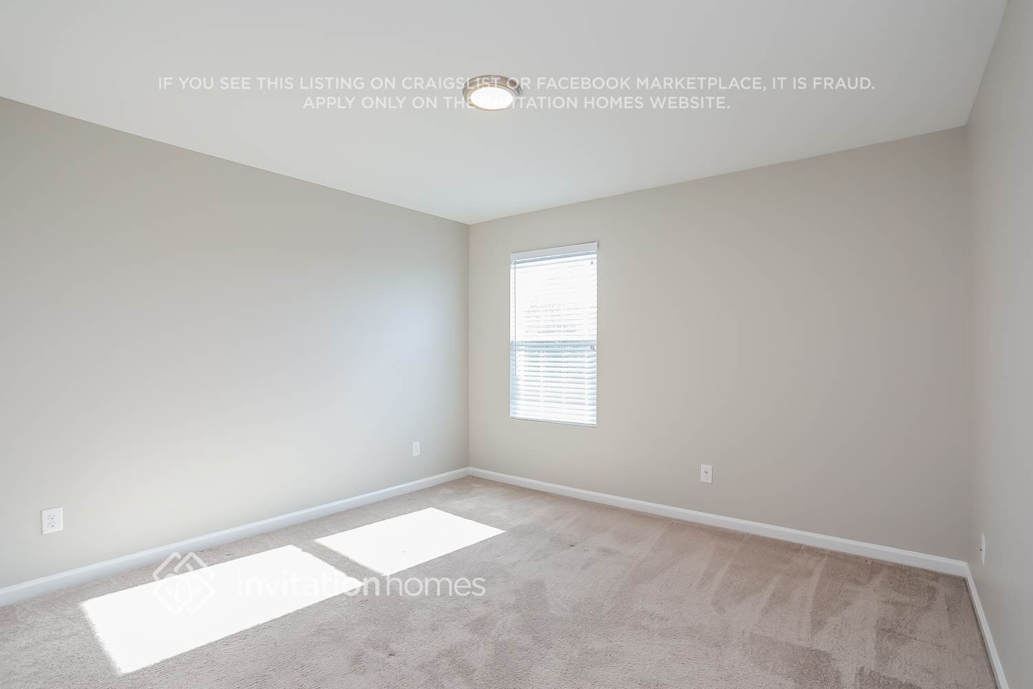 Building Photo - 3952 White Kestrel Dr
