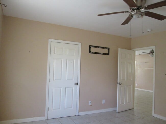 Building Photo - 4416 FM 2218 Rd