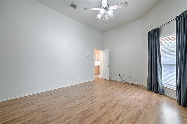 Building Photo - 7681 Glasshouse Walk