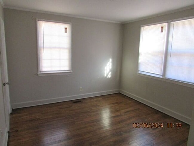 Building Photo - Charming Home in a Convenient Sumter Location!