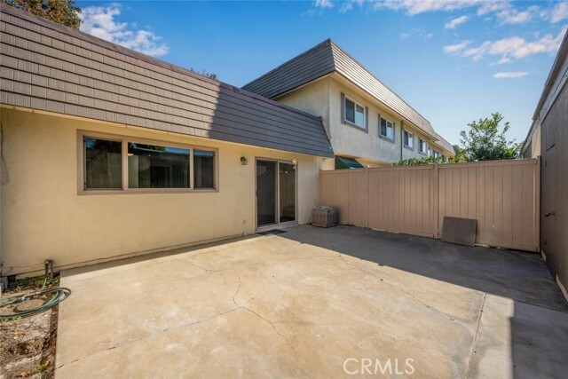 Building Photo - 4060 Orange