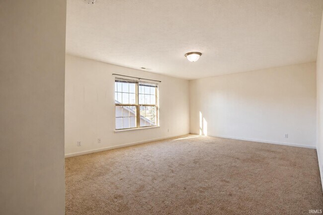 Building Photo - 3937 Amethyst Dr