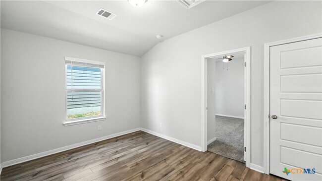 Building Photo - 3154 Charyn Wy