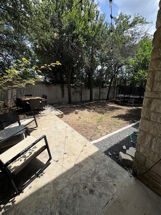 Building Photo - 2133 Westfalian Trail
