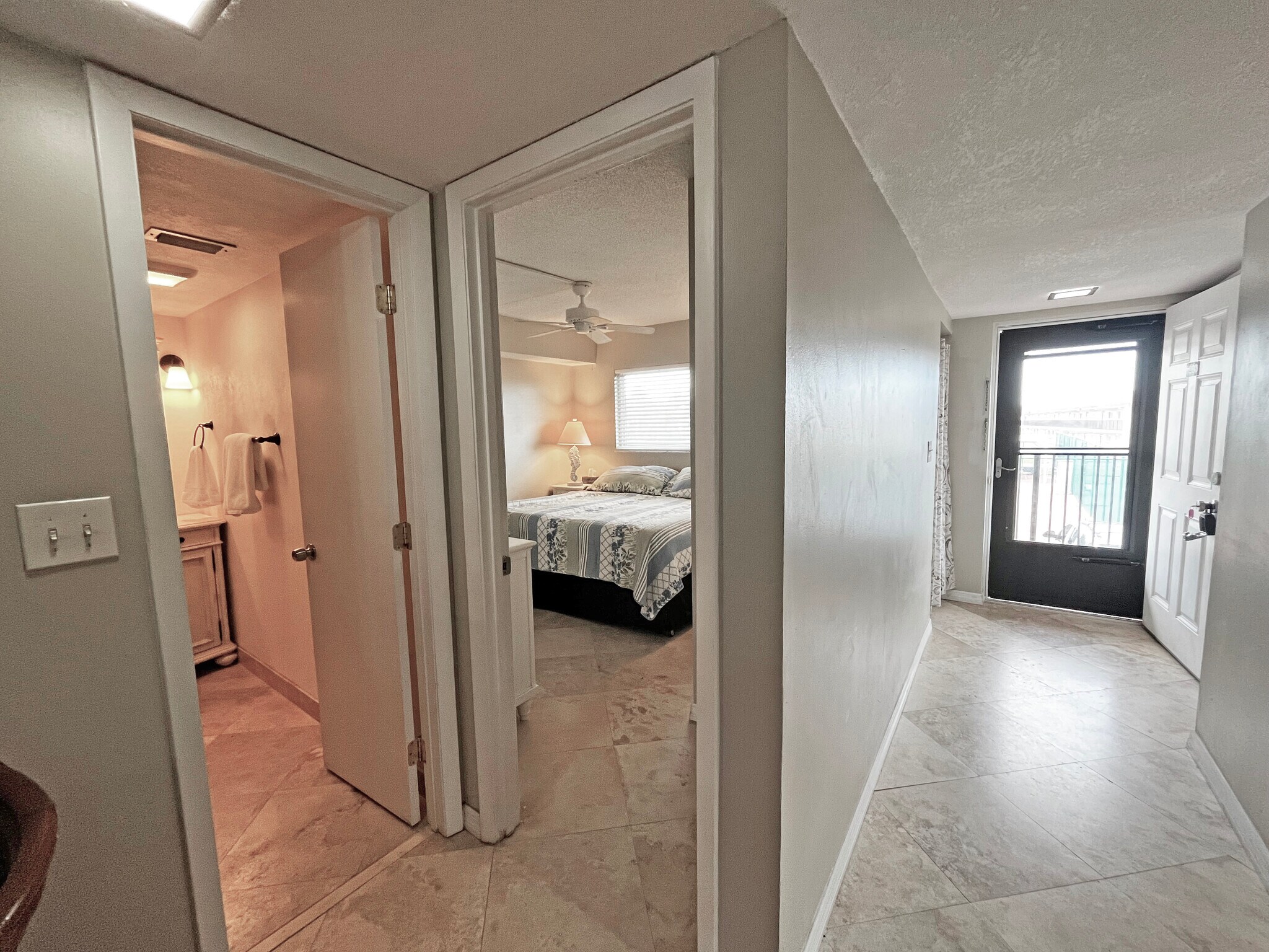 Building Photo - 7175 A1A S