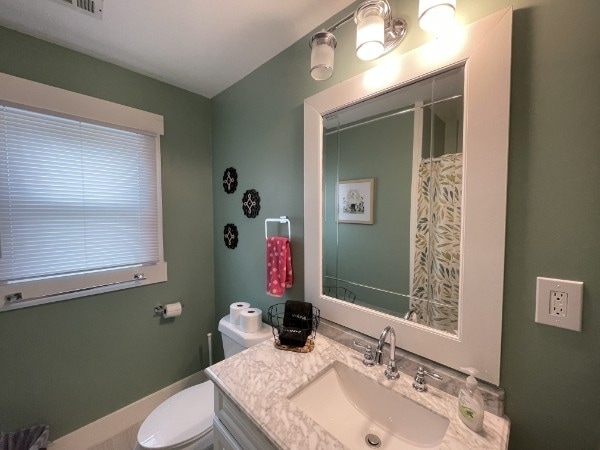 Building Photo - 202 Shasteen St