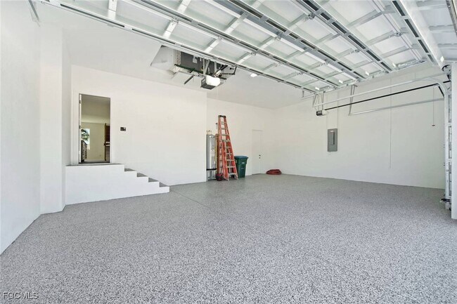 Building Photo - 1426 SE 43rd Terrace