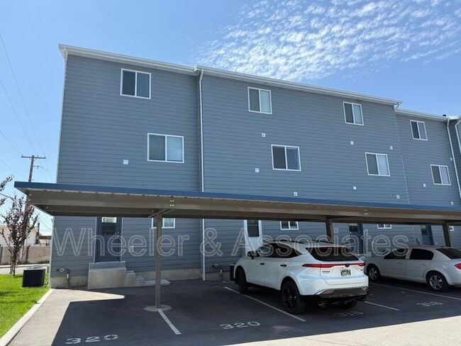 Building Photo - 320 38th St