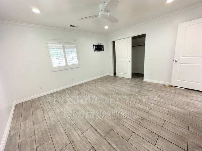 Building Photo - 8147 San Carlos Ave